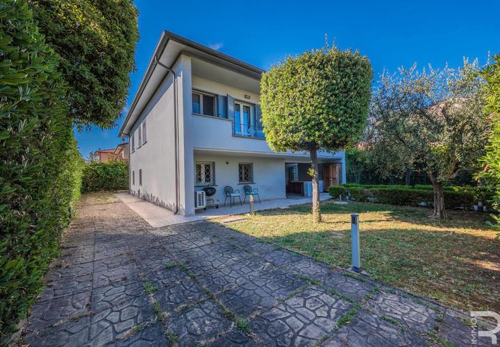 Villa i Cecina, Livorno, Cecina - € 738.000 | Ref: R07238CEVI - foto 1