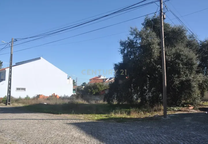 Helårsgrund i Seixal, Setubal, Seixal - € 120.000 | Ref: C0440-00841 - foto 1