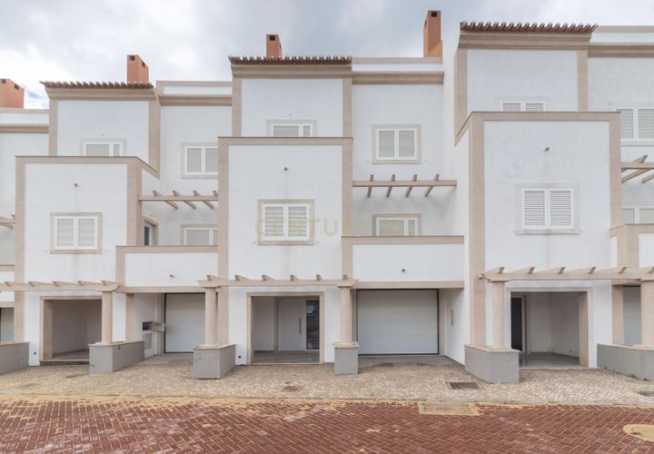 Villa i Alcochete, Setubal, Alcochete - € 750.000 | Ref: C0440-00945 - foto 1