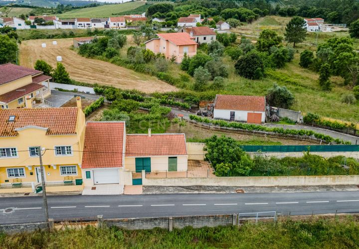 Villa i Azambuja, Lisbon, Azambuja - € 239.900 | Ref: C0440-00989 - foto 1