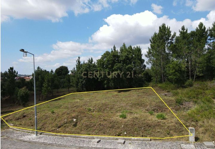 Helårsgrund i Coimbra, Coimbra, Coimbra - € 142.500 | Ref: C0289-00848 - foto 1