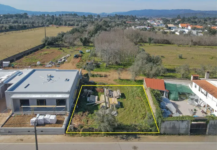 Helårsgrund i Lousa, Coimbra, Lousa - € 25.000 | Ref: C0289-01190 - foto 1