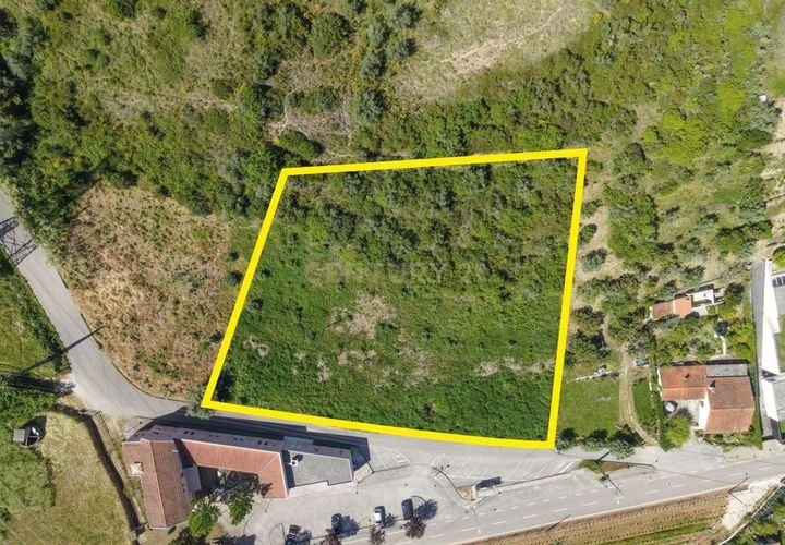 Helårsgrund i Coimbra, Coimbra, Coimbra - € 60.000 | Ref: C0289-01240 - foto 1