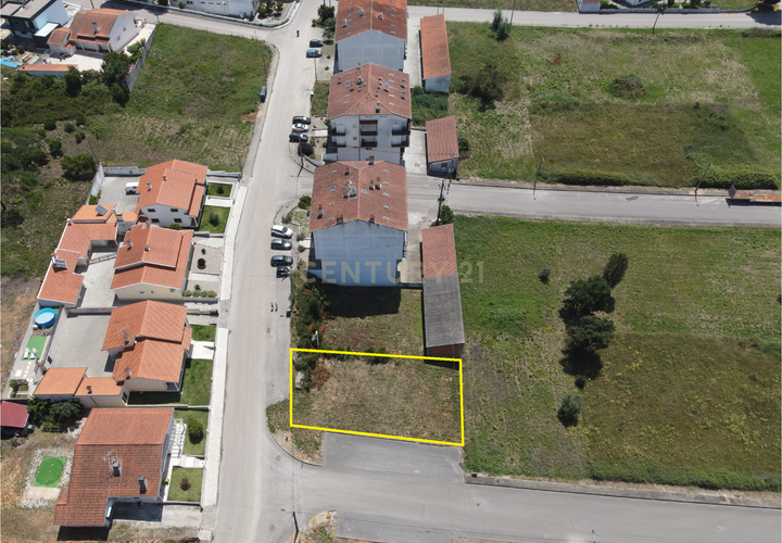 Helårsgrund i Lousa, Coimbra, Lousa - € 87.500 | Ref: C0289-01276 - foto 1