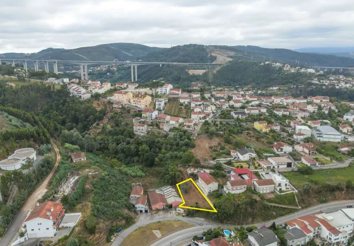 Helårsgrund i Coimbra, Coimbra, Coimbra - € 69.000 | Ref: C0289-01308 - foto 1