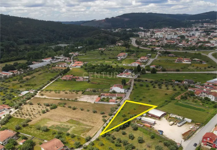 Helårsgrund i Miranda do Corvo, Coimbra, Miranda do Corvo - € 50.000 | Ref: C0289-01518 - foto 1