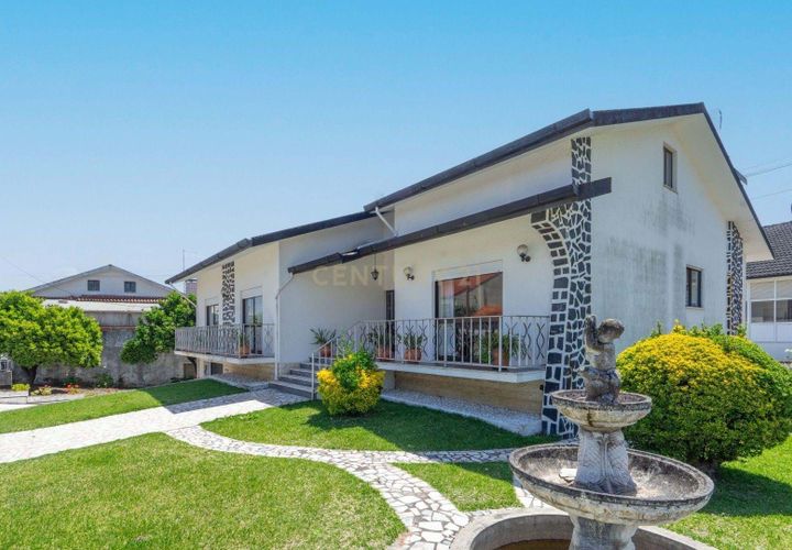 Villa a Mealhada, Aveiro, Mealhada - € 385.000 | Ref: C0289-01876 - foto 1