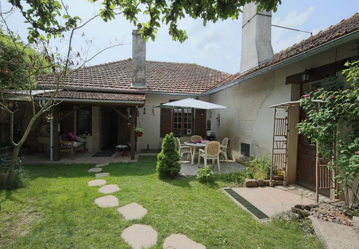 Villa i Autun, Saone-et-Loire, Autun - € 220.000 | Ref: 5961 - foto 1