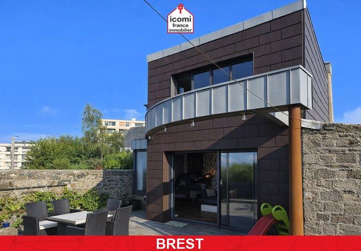 Villa a Brest, Finistere, Brest - € 460.000 | Ref: 314199 - foto 1
