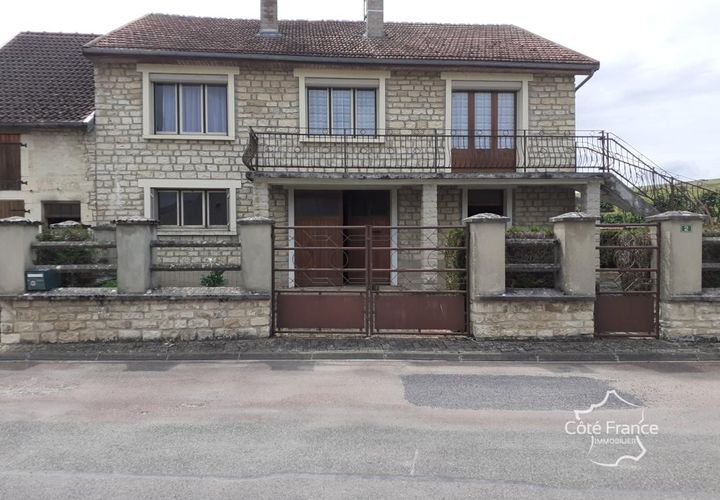 Villa a Cunfin, Aube, Cunfin - € 77.000 | Ref: 137_SRVMA1550008873 - foto 1