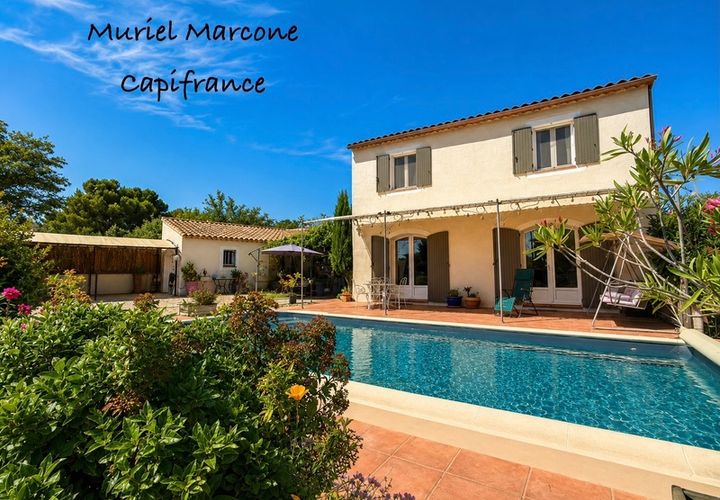 Villa a Lauris, Vaucluse, Lauris - € 635.000 | Ref: 340935507197 - foto 1