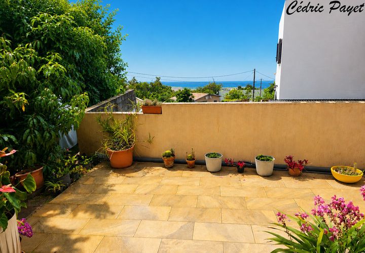 Villa a Saint-Louis, La Reunion, Saint-Louis - € 239.000 | Ref: 340937561651 - foto 1