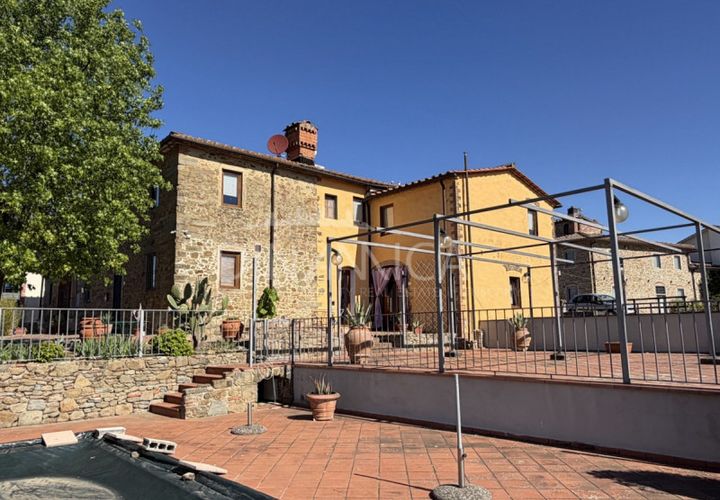 Landejendom i Vinci, Florence, Vinci - € 590.000 | Ref: 1001-110C - foto 1