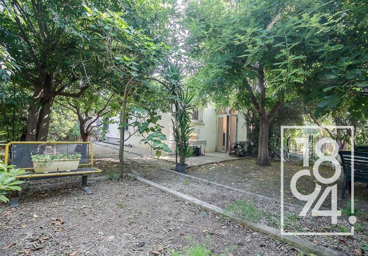 Villa i Marseille, Bouches-du-Rhone, Marseille - € 300.000 | Ref: 1Y0C-0QZ-GTT - foto 1