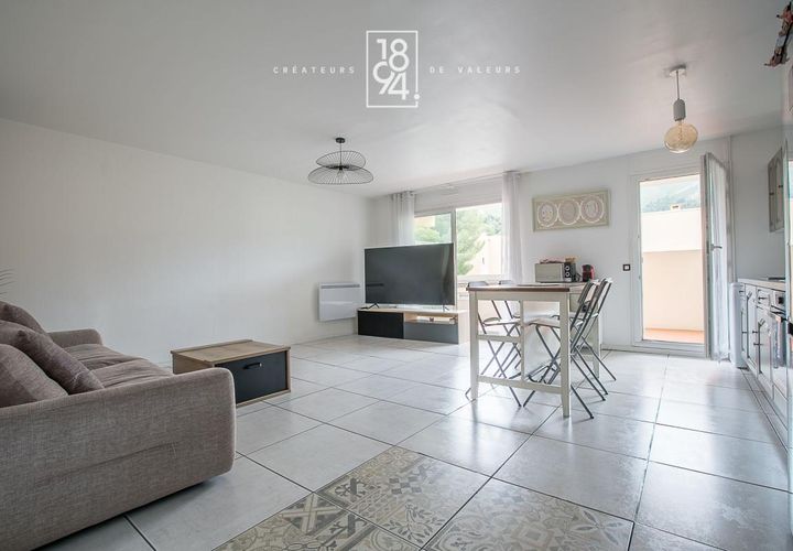 Lejlighed i Marseille, Bouches-du-Rhone, Marseille - € 198.000 | Ref: LVSS-ATT-211 - foto 1