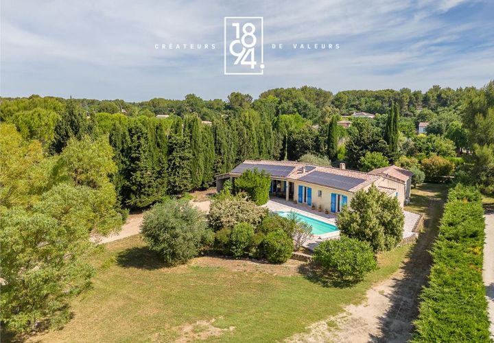 Villa a Saint-Cannat, Bouches-du-Rhone, Saint-Cannat - € 730.000 | Ref: 5XSI-USM-M3L - foto 1