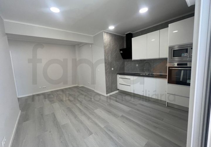Lejlighed i Amadora, Lisbon, Amadora - € 255.000 | Ref: APA_2291 - foto 1