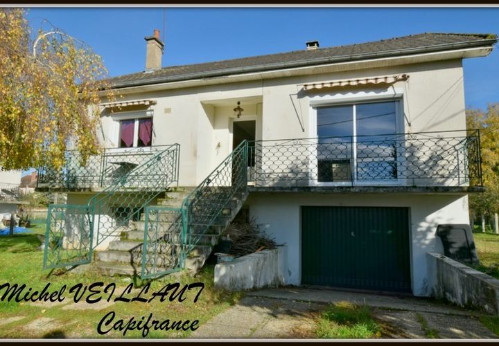 Villa a Dornes, Nievre, Dornes - € 135.000 | Ref: 340936081405 - foto 1