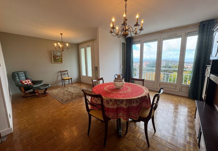 Lejlighed i Saint-Etienne, Loire, Saint-Etienne - € 74.900 | Ref: 340932214220 - foto 1