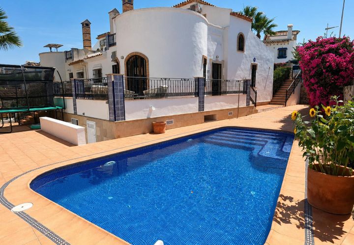Villa en Algorfa, Alicante, Algorfa - € 449.995 | Ref: ORA-31207 - photo 1