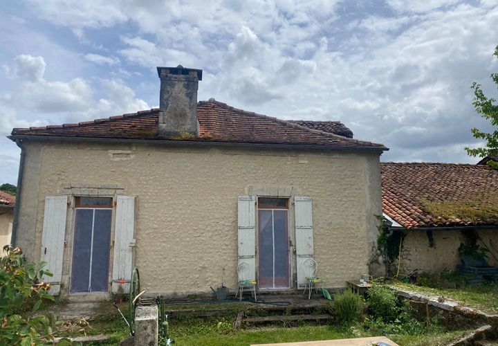 Landsbyhus i Salles-Lavalette, Charente, Salles-Lavalette - € 125.350 | Ref: BVI85890 - foto 1