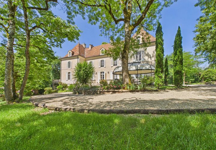 Villa a Issigeac, Dordogne, Issigeac - € 2.500.000 | Ref: BVI85074 - foto 1
