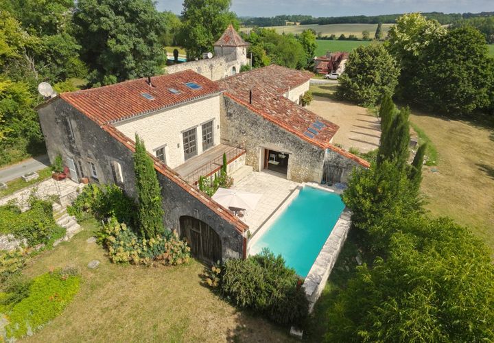 Villa a Verteillac, Dordogne, Verteillac - € 535.000 | Ref: BVI85964 - foto 1