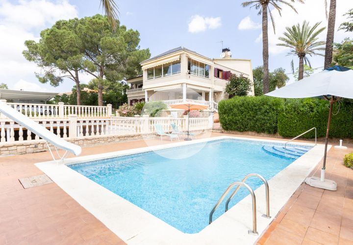 Villa a Torrent, Valencia, Torrent - € 875.000 | Ref: DL009/6904 - foto 1