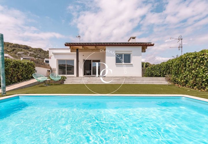 Villa i Sant Pere De Ribes, Barcelona, Sant Pere De Ribes - € 520.000 | Ref: 2035 - foto 1