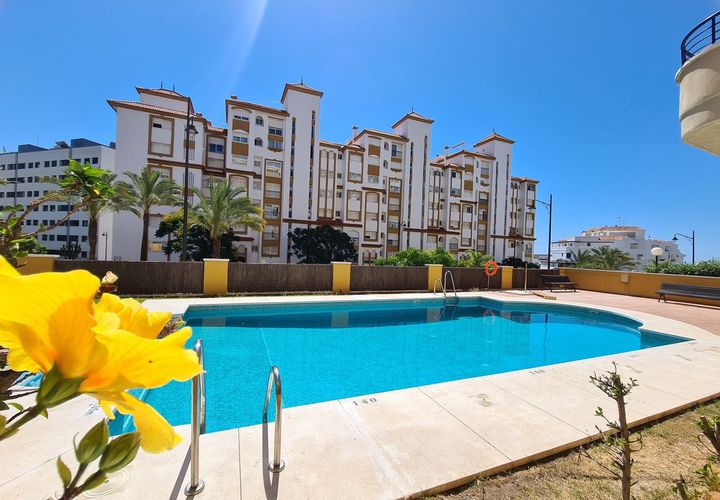 Apartament a Estepona, Malaga, Estepona - € 375.000 | Ref: MLSC4194064 - foto 1