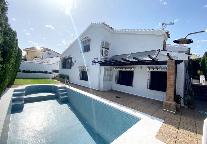 Villa a Fuengirola, Malaga, Fuengirola - € 985.000 | Ref: R5106085 - foto 1