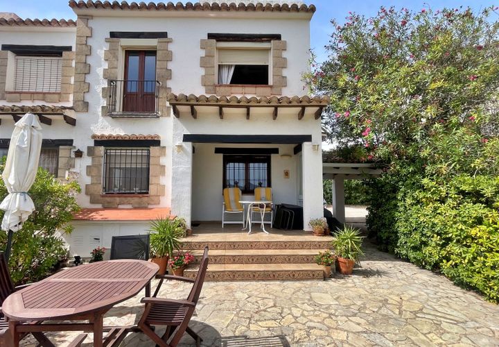 Villa a Moraira, Alicante, Moraira - € 1.050/mes | Ref: WR471802 - foto 1