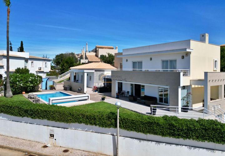 Villa i Albufeira, Faro, Albufeira - € 1.450.000 | Ref: OP175 - foto 1