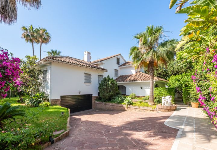 Villa a Marbella, Malaga, Marbella - € 3.900.000 | Ref: NEWV9522 - foto 1