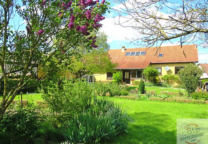 Villa a Sarreguemines, Moselle, Sarreguemines - € 204.000 | Ref: 910126083 - foto 1
