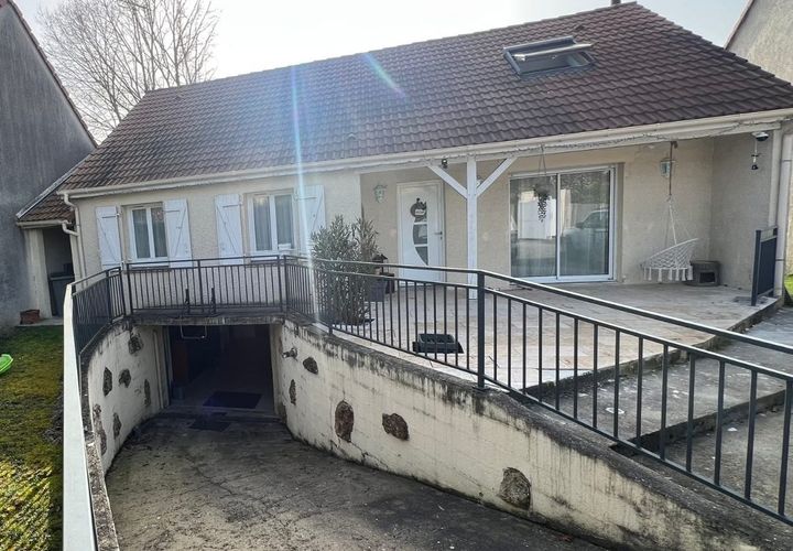 Villa a Breuillet, Essonne, Breuillet - € 423.000 | Ref: 910216630 - foto 1