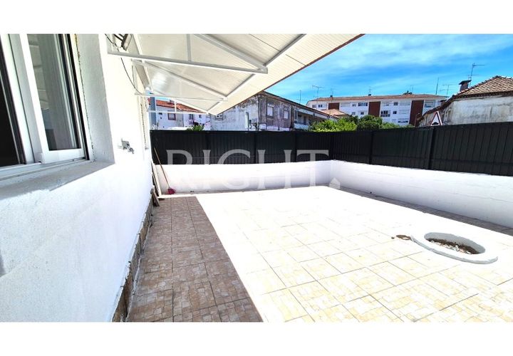 Lejlighed i Odivelas, Lisbon, Odivelas - € 239.000 | Ref: S-3242 - foto 1