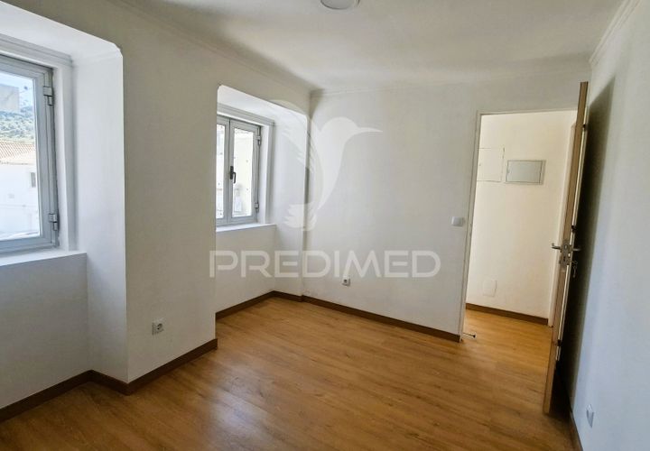 Byhus i Loures, Lisbon, Loures - € 249.900 | Ref: 061050 - foto 1