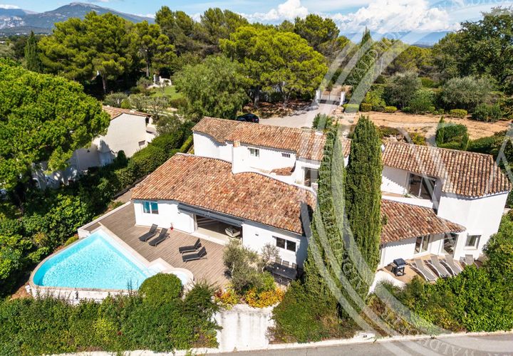 Villa i Mougins, Alpes-Maritimes, Mougins - € 2.990.000 | Ref: 85972660 - foto 1