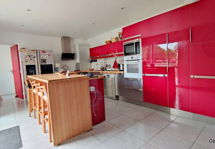 Villa a Elbeuf, Seine-Maritime, Elbeuf - € 189.000 | Ref: 830033853184 - foto 1