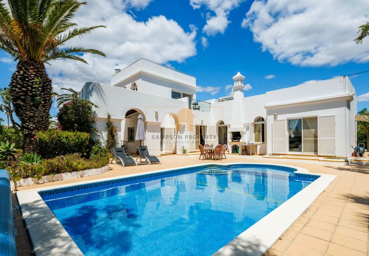 Villa i Lagoa, Faro, Lagoa - € 1.450.000 | Ref: SPV329 - foto 1