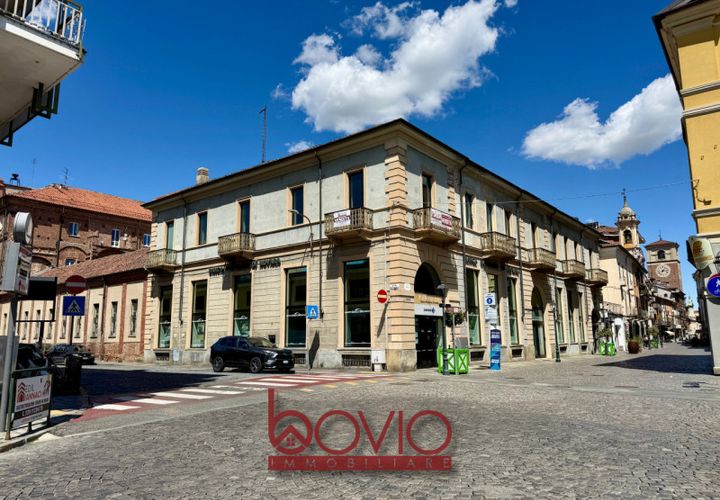 Erhvervsejendom i Chivasso, Turin, Chivasso - € 489.000 | Ref: CHIVASSO489 - foto 1