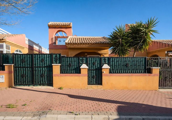 Villa a Torrevieja, Alicante, Torrevieja - € 239.000 | Ref: CSPX-14263 - foto 1