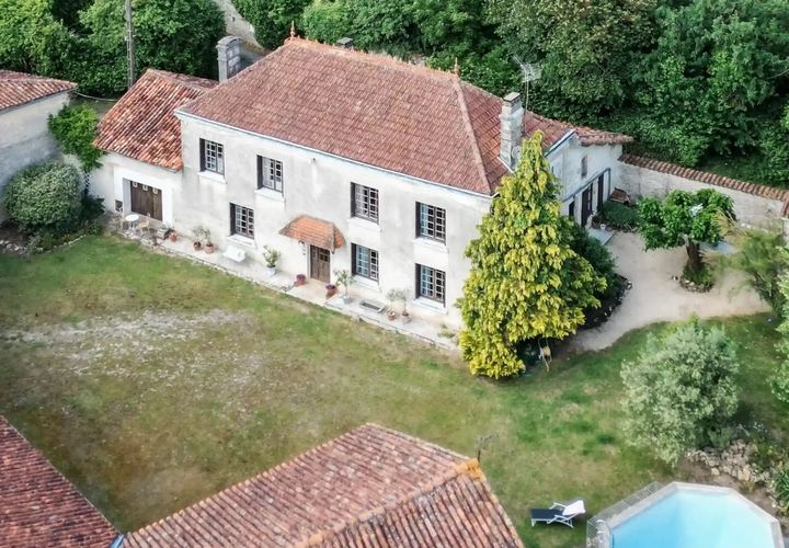 Landsbyhus i Courcome, Charente, Courcome - € 290.000 | Ref: BVI85199 - foto 1