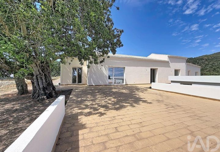 Byhus i Faro, Faro, Faro - € 880.000 | Ref: 884288 - foto 1