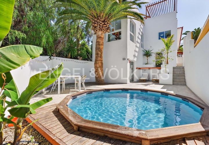 Villa i La Florida, Tenerife, La Florida - € 810.000 | Ref: W-04A6WY - foto 1