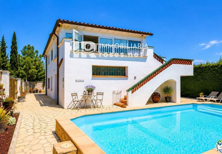 Villa i Roses, Gerona, Roses - € 475.000 | Ref: 3843 - foto 1