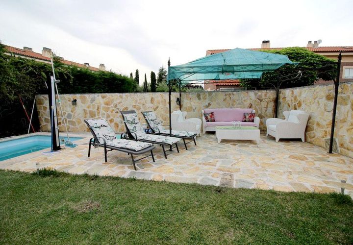 Villa i Alovera, Guadalajara, Alovera - € 440.000 | Ref: EXP14636/8930 - foto 1