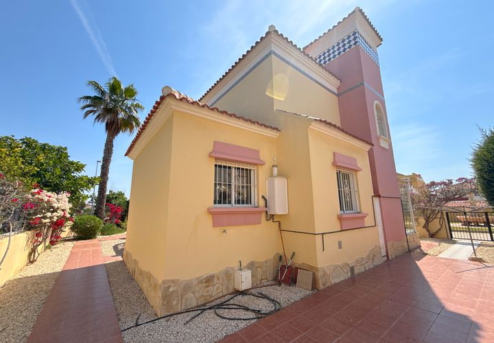 Villa a Cabo Roig, Alicante, Cabo Roig - € 349.950 | Ref: 13920 - foto 1