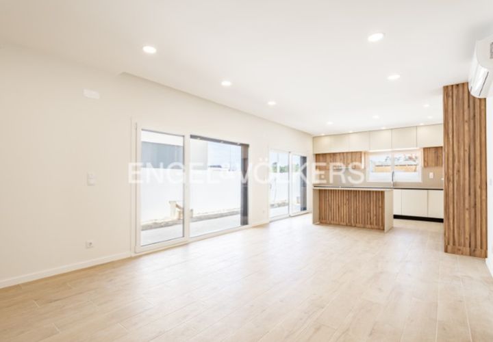 Villa i Quinta do Anjo, Setubal, Quinta do Anjo - € 600.000 | Ref: W-04836B - foto 1